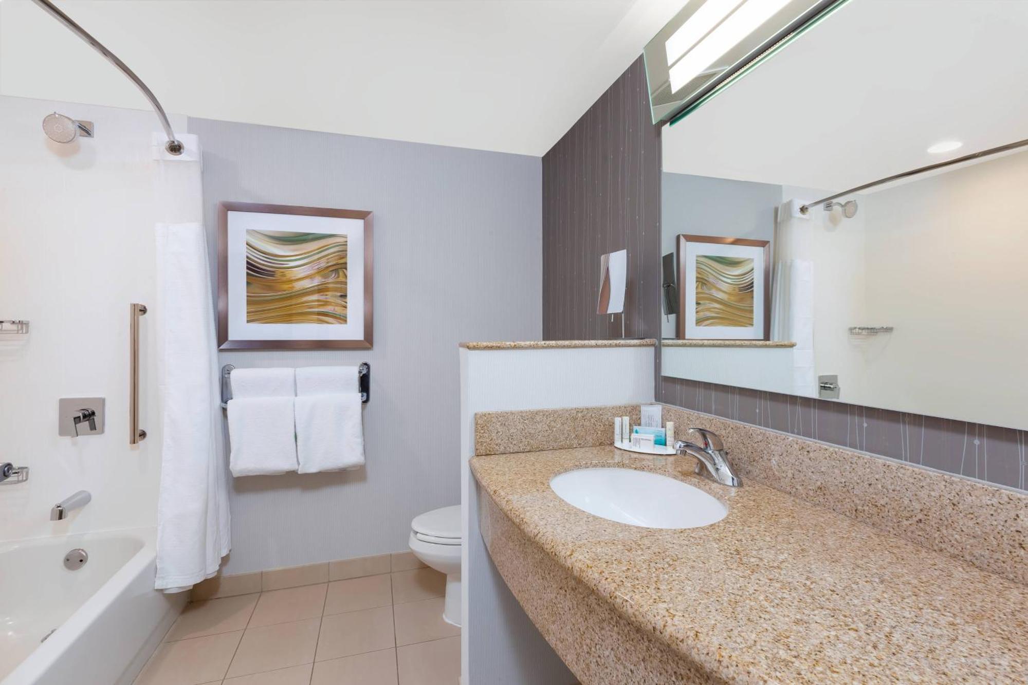 Courtyard By Marriott Oklahoma City Downtown Buitenkant foto